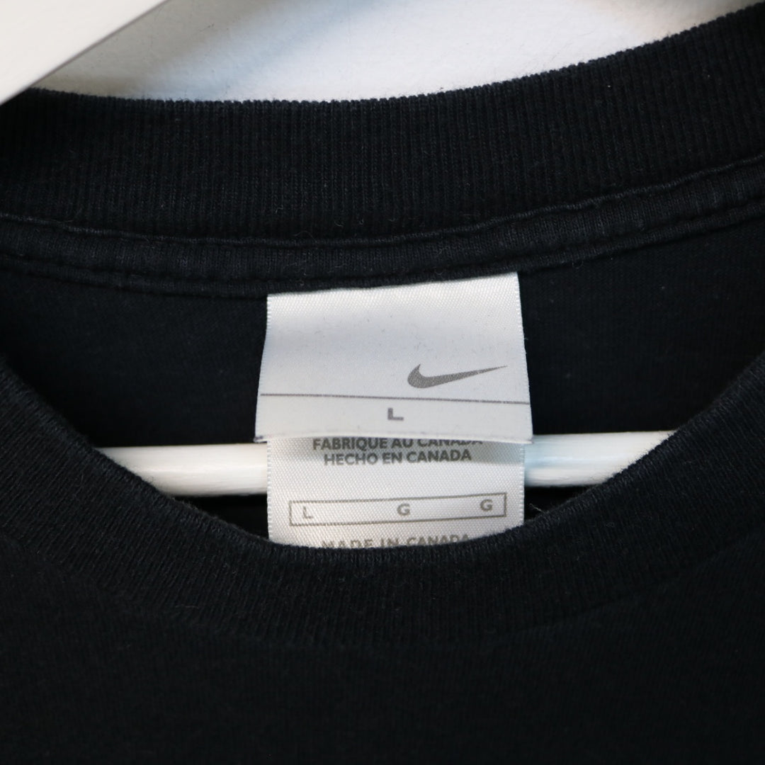 Vintage 00's Nike Soccer Tee - M-NEWLIFE Clothing