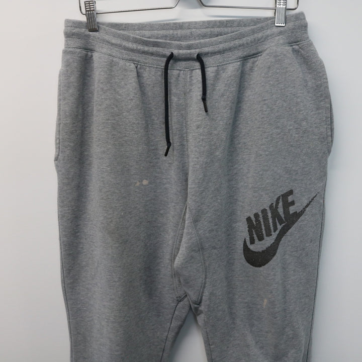 Nike Logo Sweatpants - L-NEWLIFE Clothing