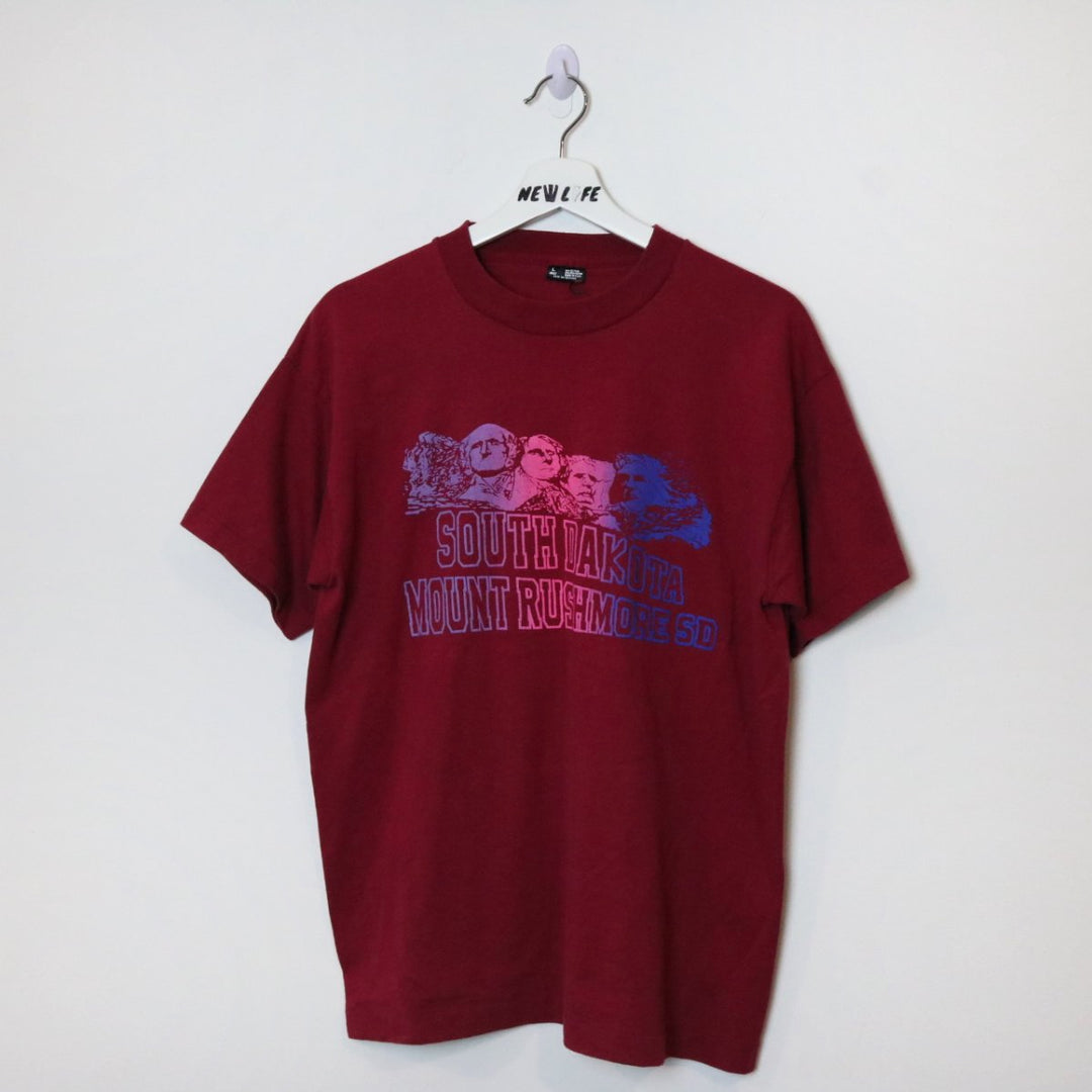 Vintage 80's Mount Rushmore Tee - L-NEWLIFE Clothing
